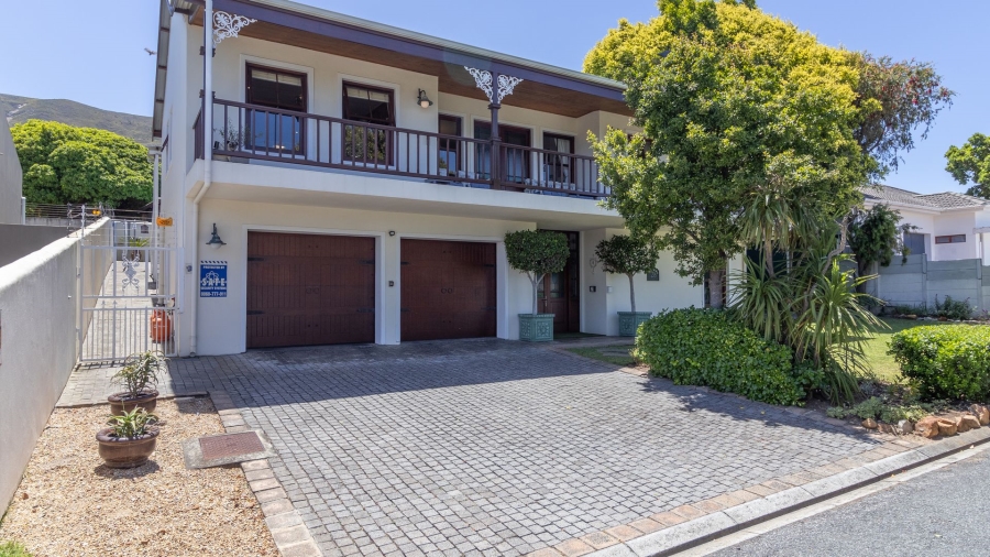 4 Bedroom Property for Sale in Onrus Western Cape